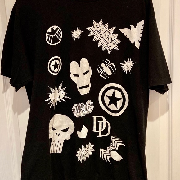 Marvel Comics Men’s Tee Classic Heroes XL - Picture 3 of 5